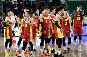 东超一直希望与积极推动CBA球队加入 参赛有利于中国男篮了解对手