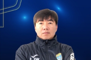 率队冲甲并夺冠！官方：广西恒宸主帅刘俊威获得中乙最佳教练员